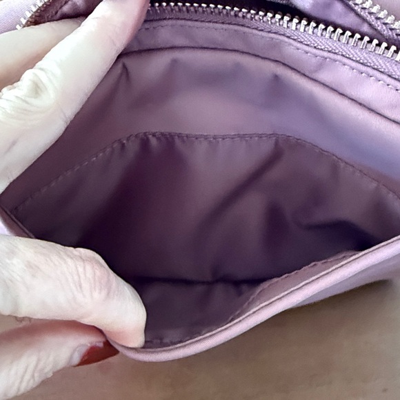 lululemon Women's Everywhere Crossbody Bag 2L Rose Gold Hardware Spiced Chai - Picture 6 of 7